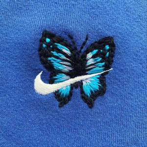 骚B叫。大声点C烂。你的SB
