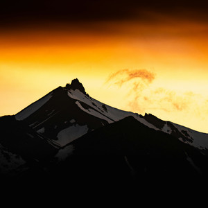 骚B叫。大声点C烂。你的SB
